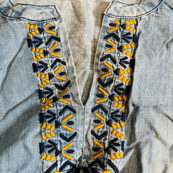 Blue rain embroidered denim top - Picture 2 of 3